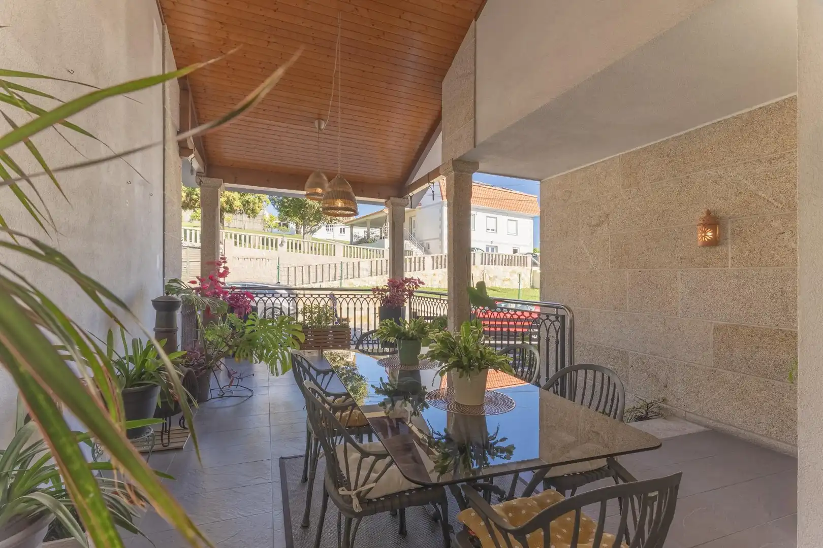 Terrace of Detached homes for sale in Moaña  with Heating, Terrace and Furnished