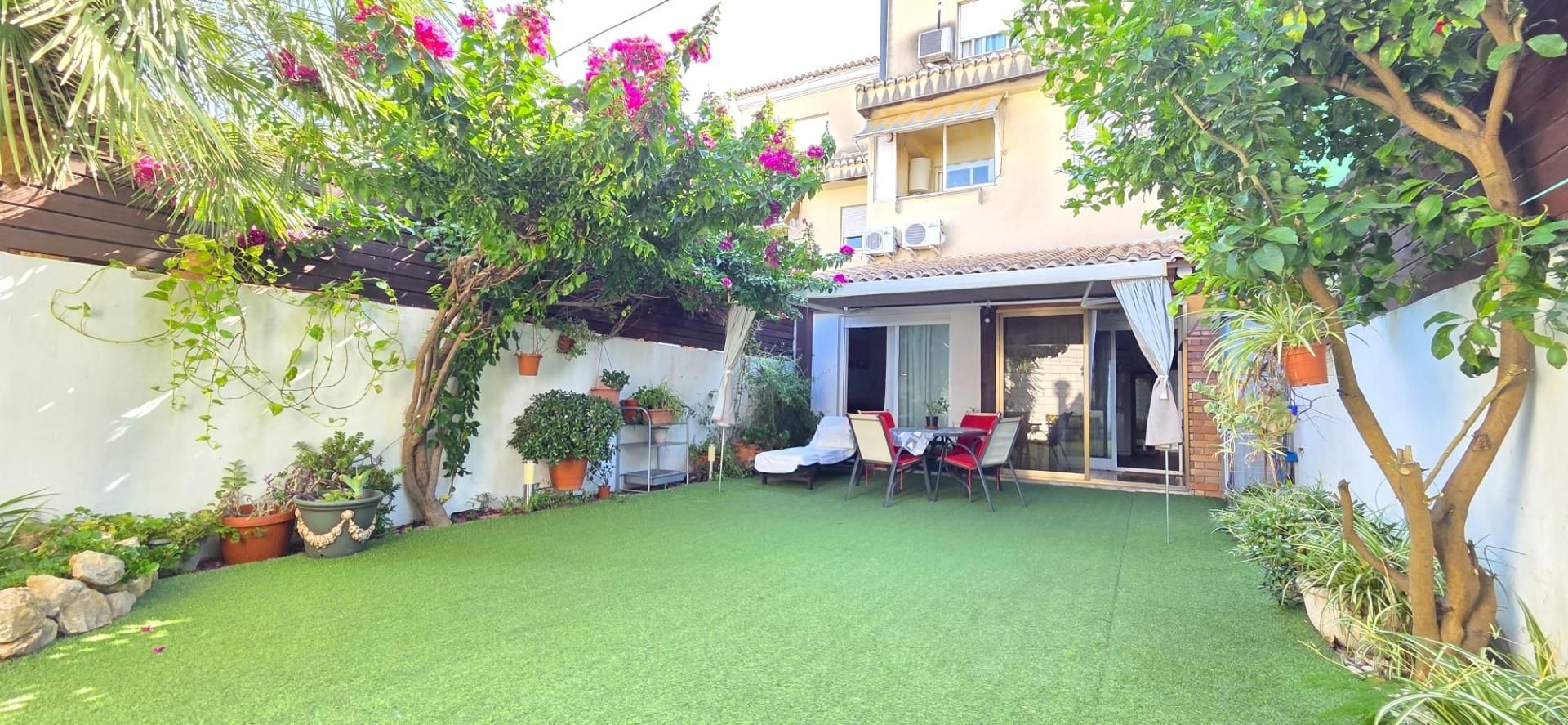 Jardín de Casa adosada en venta en Beniarjó con Aire acondicionado, Jardín privado y Terraza