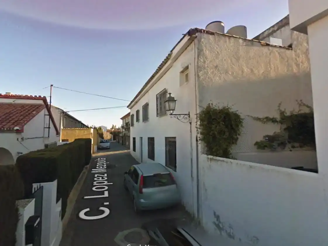Vista exterior de Pis en venda en Cájar amb Jardí privat