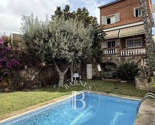 Jardí de Casa o xalet en venda en Alella amb Aire condicionat, Calefacció i Jardí privat
