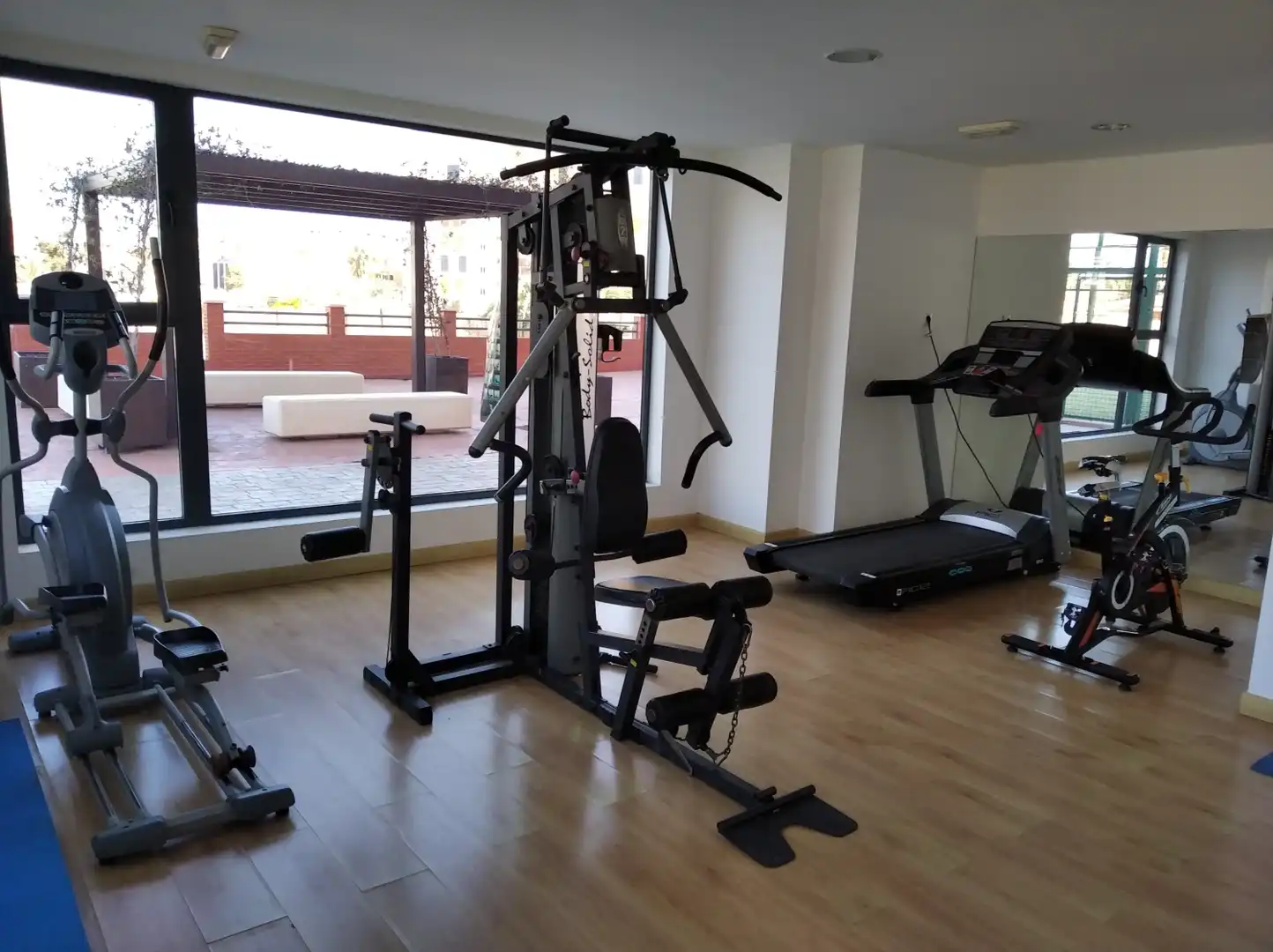 Apartament de lloguer a PAU 5