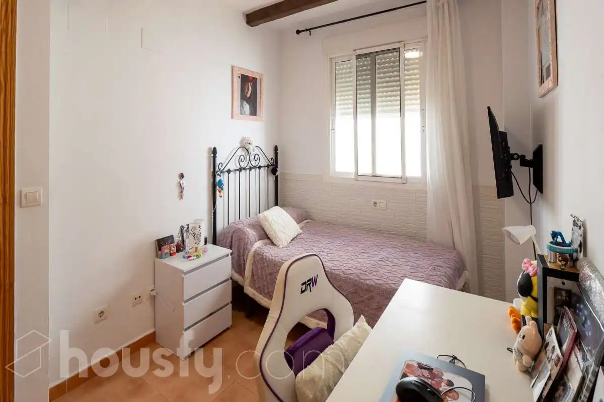 Houses for sale in Calle Atlántida, Alcorrín