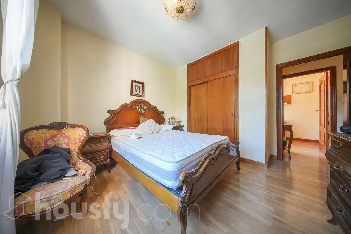 Habitación de Piso en venta en Madrid con Aire acondicionado, Calefacción y Jardín privado
