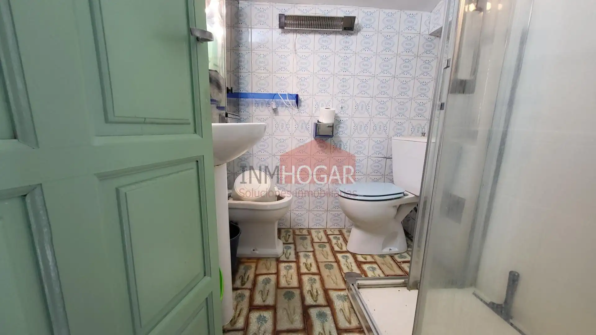 Bany de Casa o xalet en venda en Tornadizos de Ávila amb Jardí privat, Terrassa i Traster