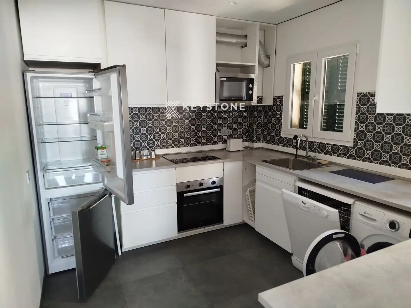 Kitchen of Attic for rent in  Palma de Mallorca  with Air Conditioner, Terrace and Storage room