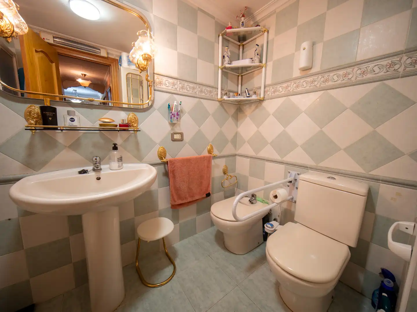 Bathroom of Attic for sale in Almansa, Albacete