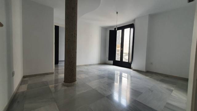 Piso en Alquiler en Calle Luna en Casco Histórico - Ribera del Marisco