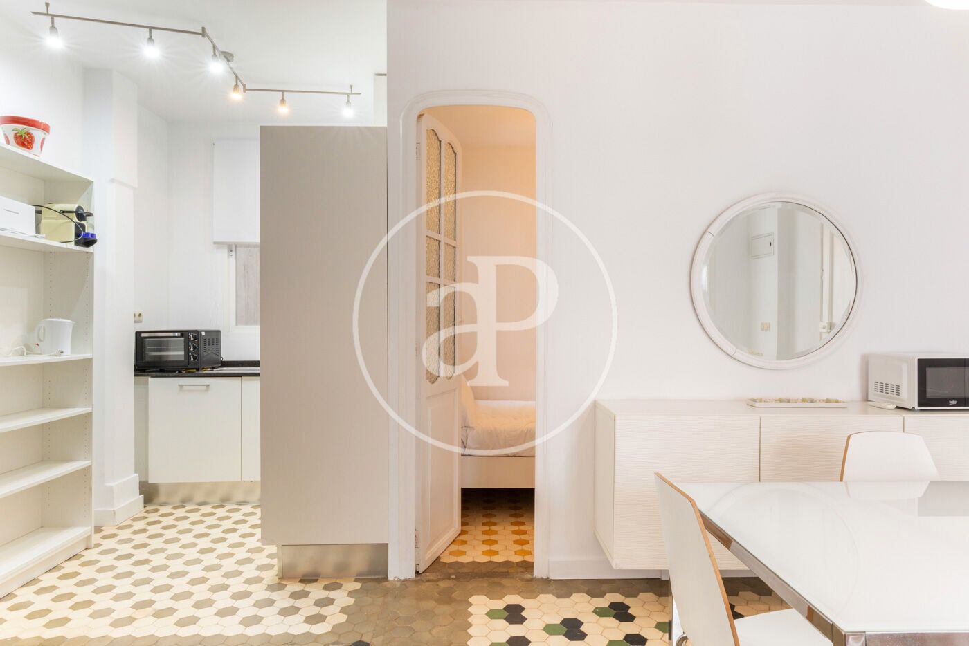 Flat to rent in  Valencia Capital  with Air Conditioner, Heating and Furnished