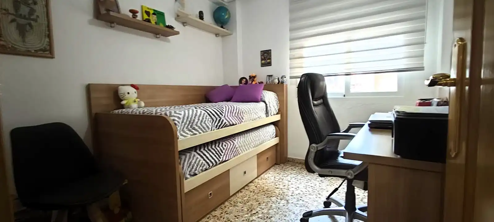 Dormitori de Pis en venda en Alicante / Alacant amb Aire condicionat i Terrassa