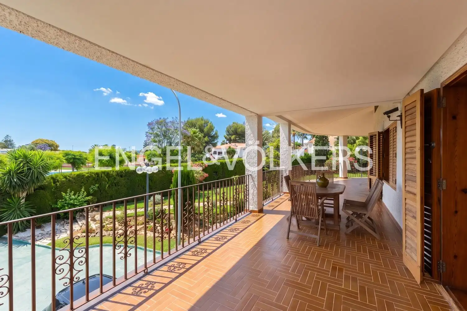 Terraza de Casa o chalet en venta en Chiva con Aire acondicionado, Calefacción y Jardín privado