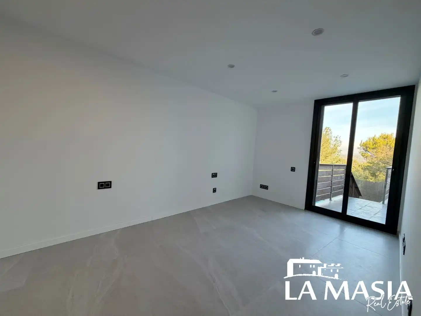 Habitación de Casa o chalet en venta en Canyelles con Aire acondicionado, Calefacción y Jardín privado