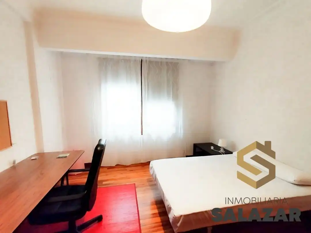Bedroom of Flat for rent in Bilbao   with Heating and Terrace