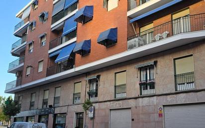 Vista exterior de Pis en venda en Elche / Elx amb Balcó