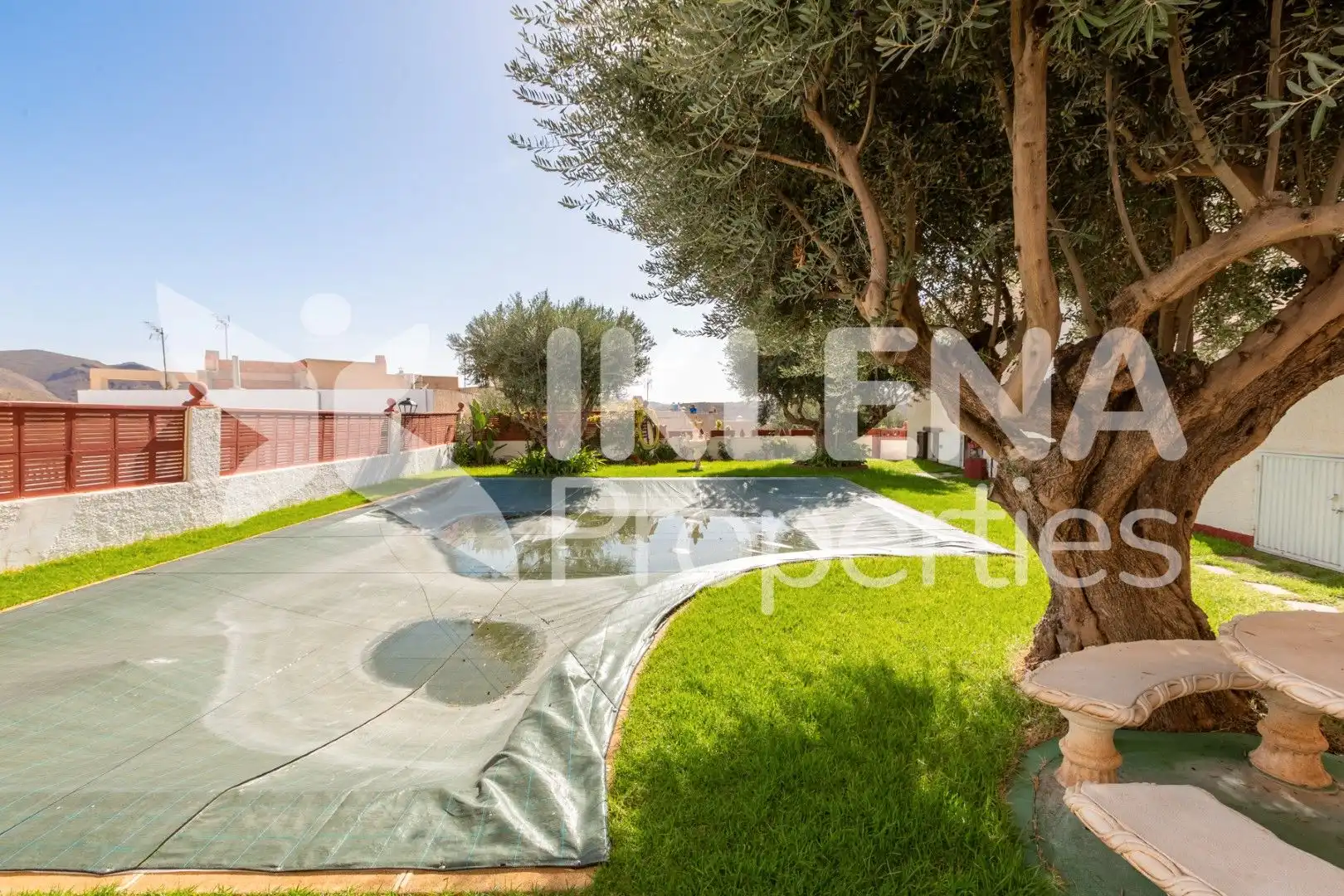 Casa o chalet en venta en Calle Parque, 9, Enix