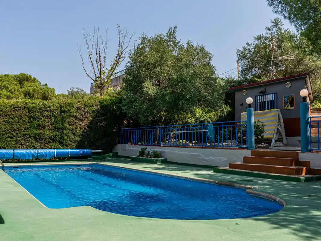 Piscina de Casa o chalet en venta en Villa del Prado con Calefacción, Jardín privado y Terraza