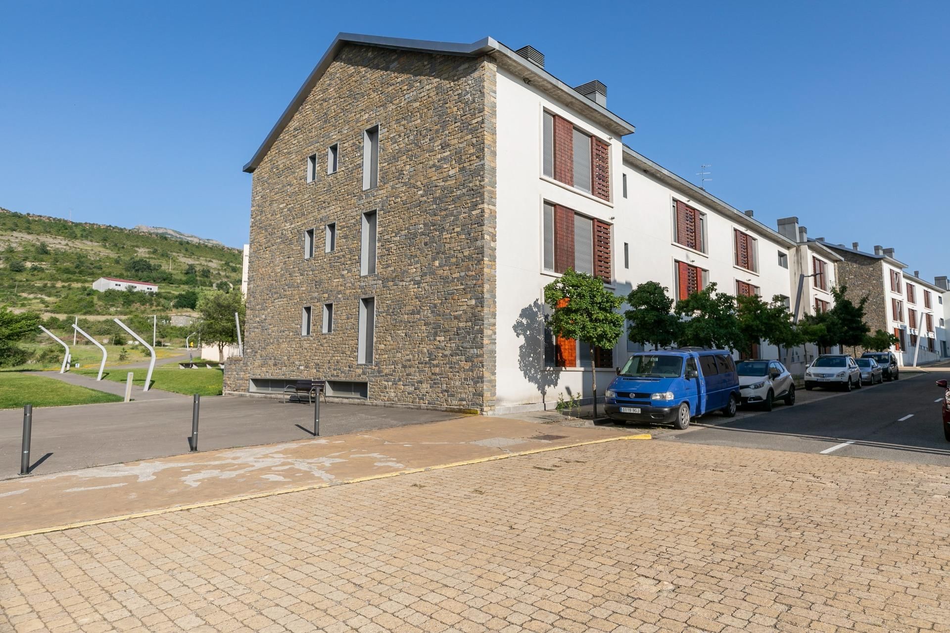 Exterior view of Flat for sale in Sabiñánigo  with Heating, Private garden and Terrace
