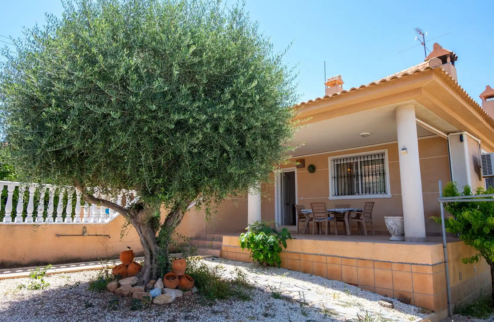 Jardín de Casa adosada en venta en Torrevieja con Aire acondicionado, Calefacción y Jardín privado