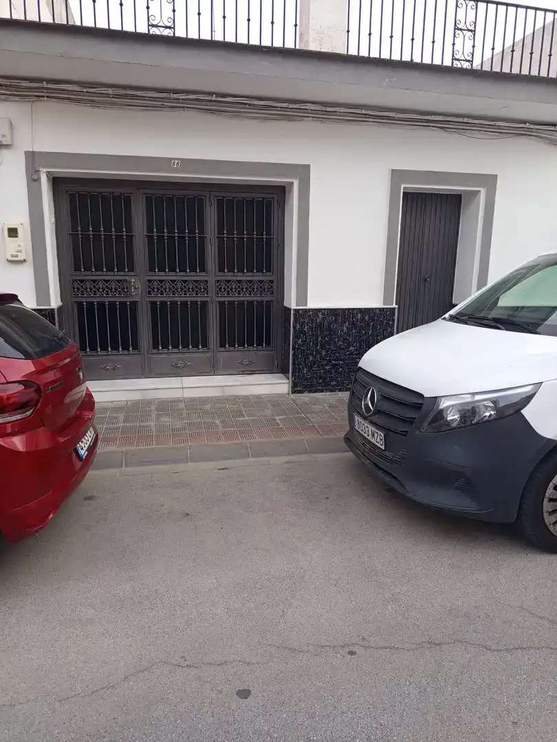 Aparcament de Casa o xalet en venda en Dos Hermanas amb Aire condicionat i Balcó