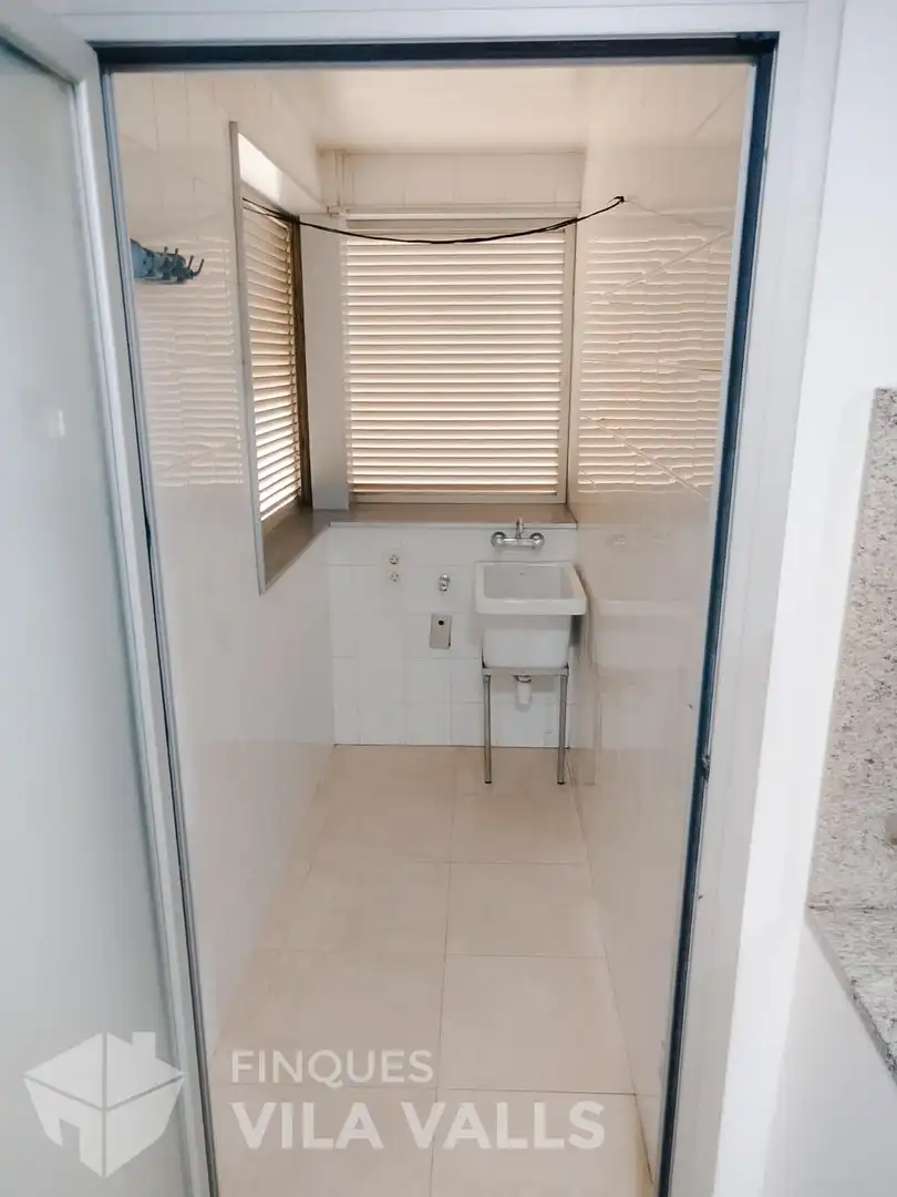Flat with lift for sale in FOLCH I TORRAS, imagen 6