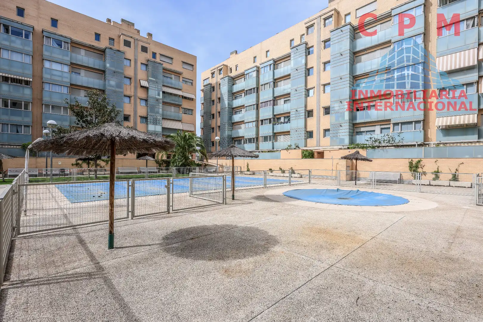 Außenansicht von Wohnung zur Miete in  Madrid Capital mit Klimaanlage, Heizung und Parkett