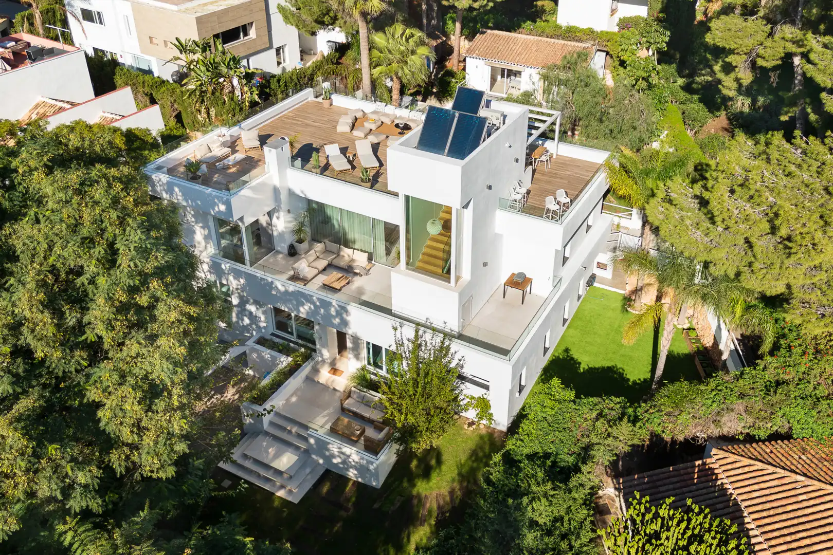 Exterior view of Houses for sale in Marbella  with Air Conditioner, Terrace and Furnished