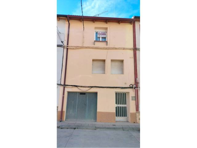 Casa-chalet en Venta en Paseo San Francisco, 38 en Híjar
