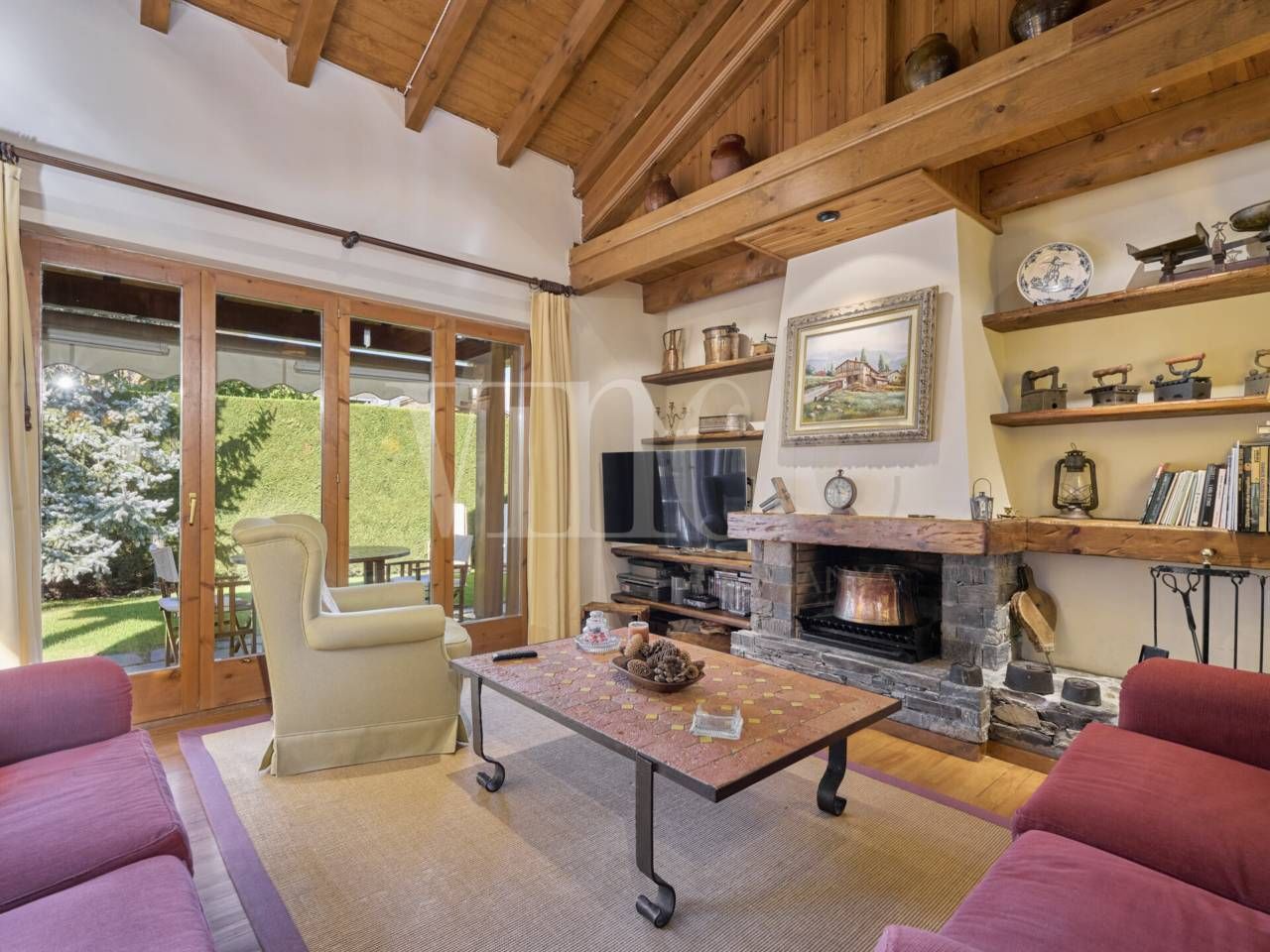 Living room of House or chalet for sale in Fontanals de Cerdanya  with Heating, Private garden and Parquet flooring