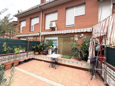 Haus mit Garten zum Verkauf in Calle Carrasco i Formiguera