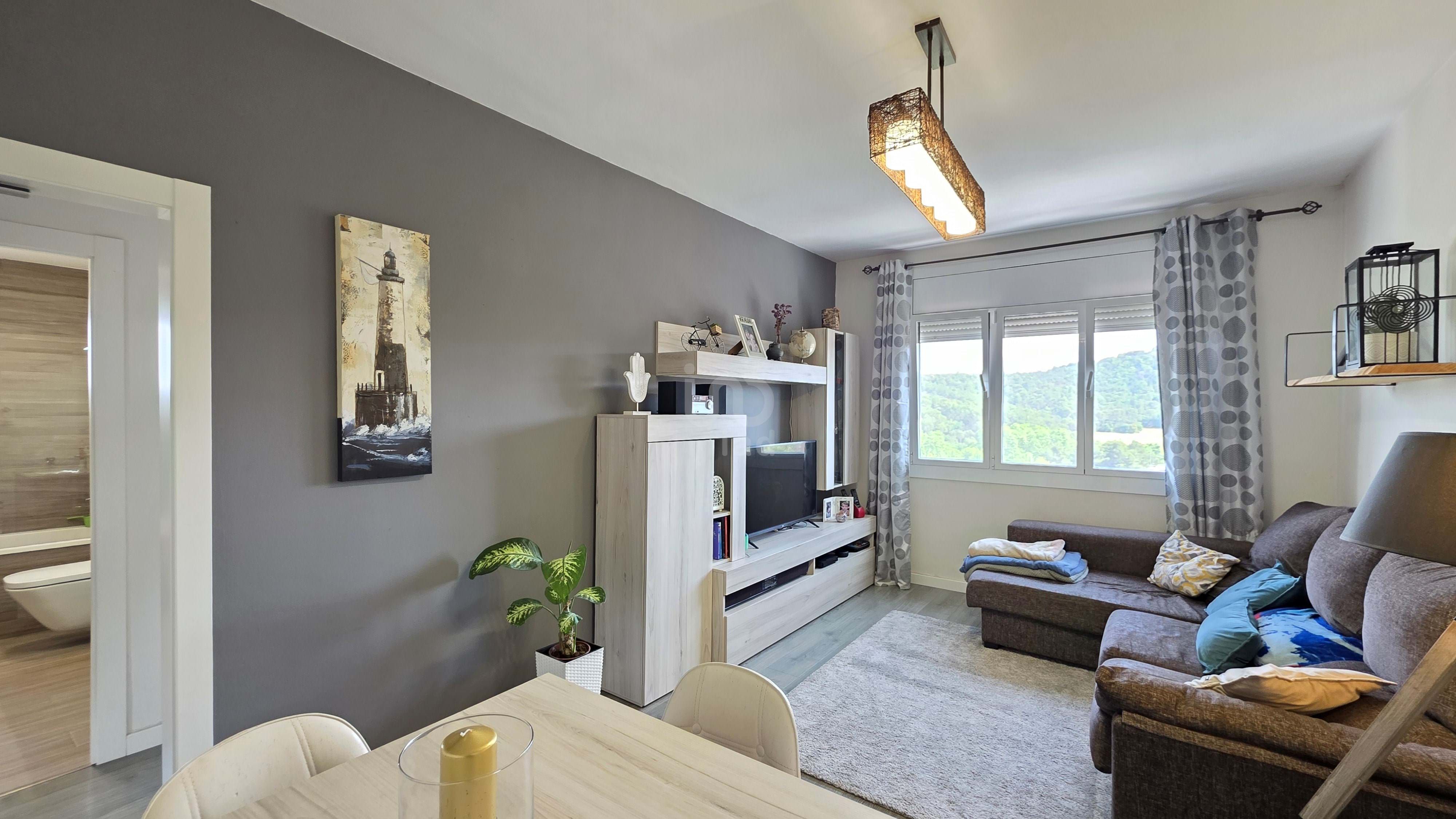 Living room of Flat for sale in Cerdanyola del Vallès  with Air Conditioner, Heating and Terrace