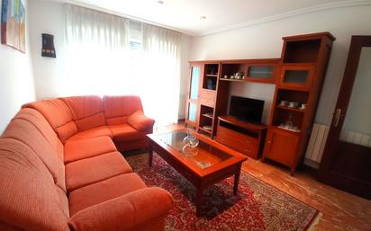 Living room of Flat for sale in Pravia  with Terrace and Balcony