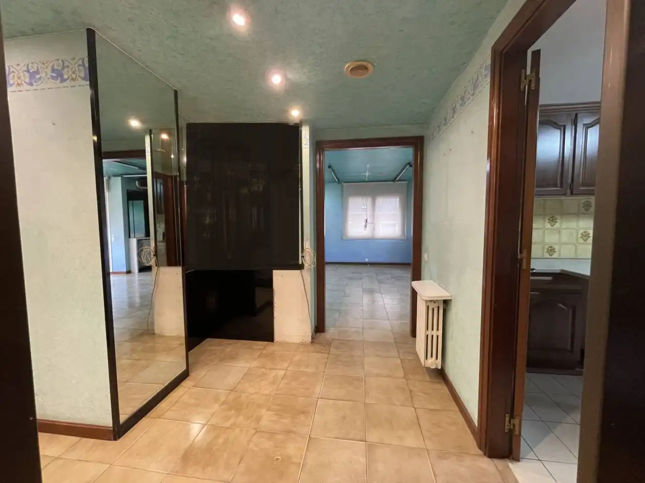 Flat for sale in Olot  with Air Conditioner, Heating and Terrace