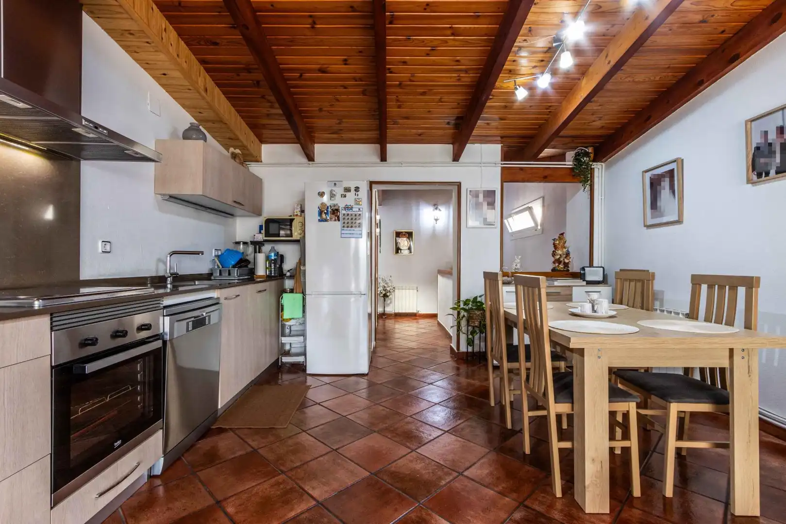 Cuina de Casa o xalet en venda en Sabadell amb Aire condicionat, Calefacció i Terrassa