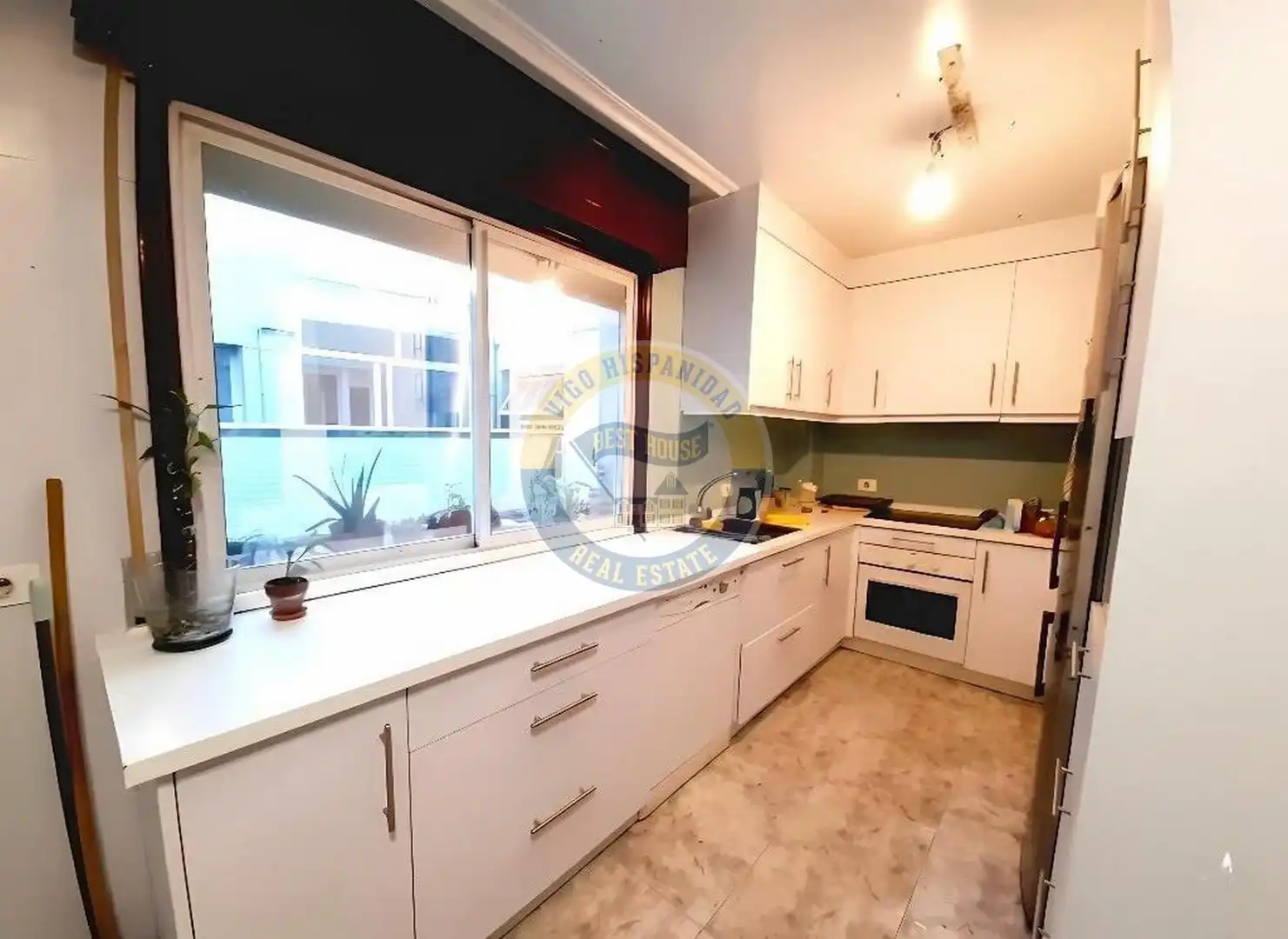 Kitchen of Flat for sale in Vigo   with Heating, Parquet flooring and Storage room