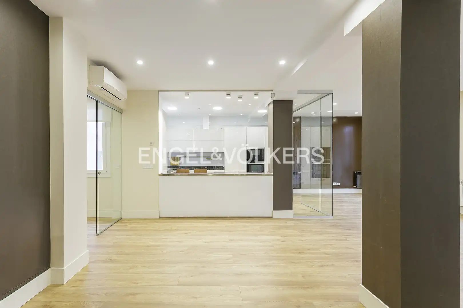 Piso de alquiler en Bilbao  con Calefacción y Balcón