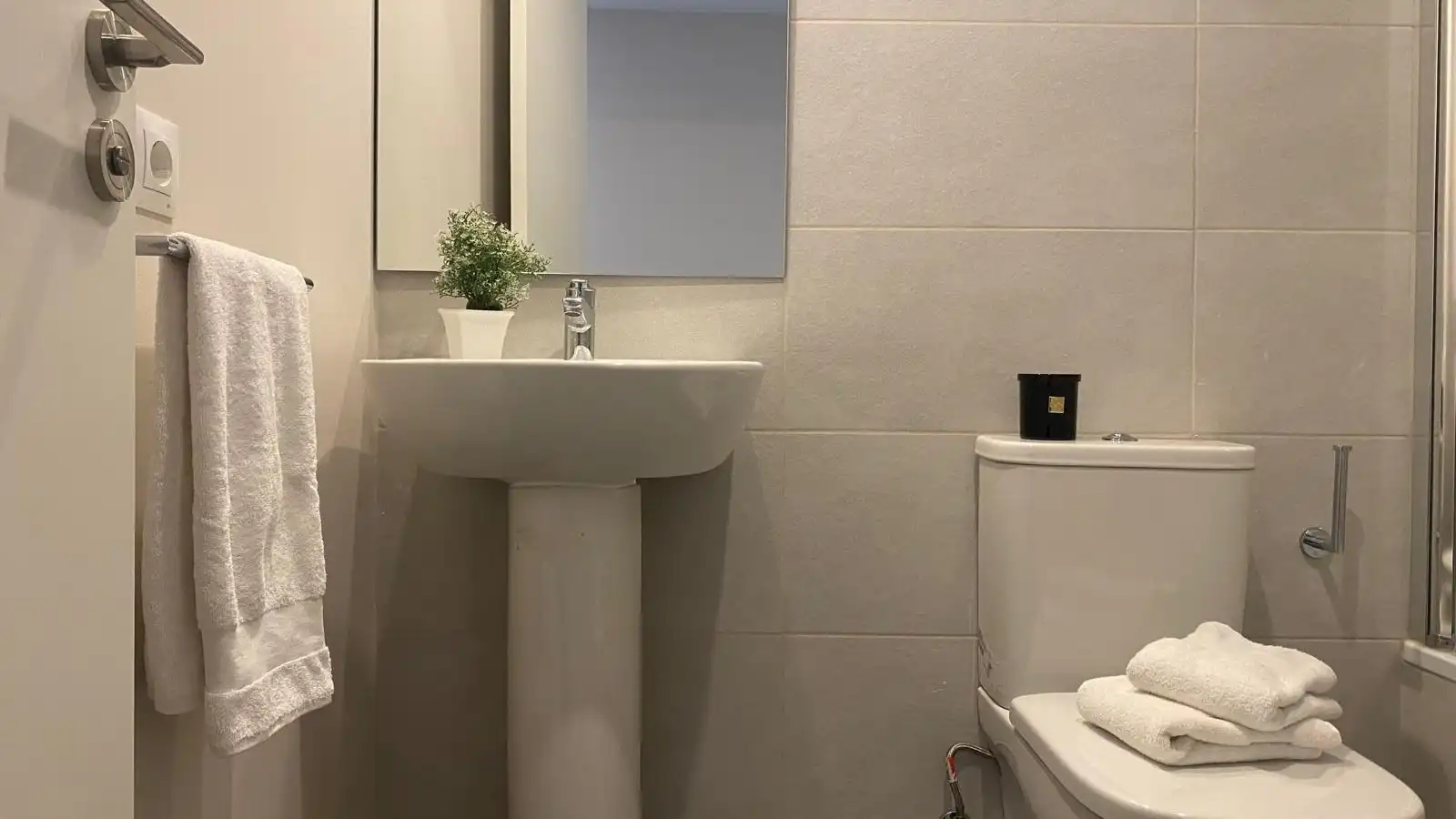Flat with terrace to rent in JAPON, imagen 28
