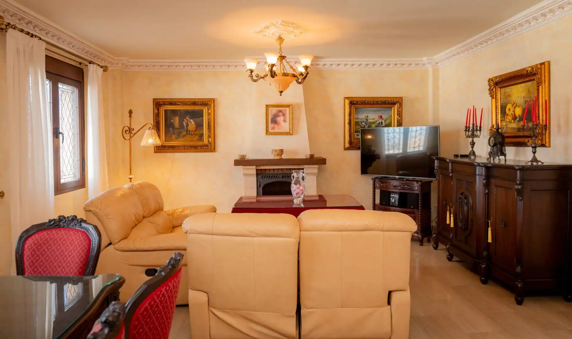 Sala d'estar de Casa o xalet en venda en Antequera amb Aire condicionat, Terrassa i Traster
