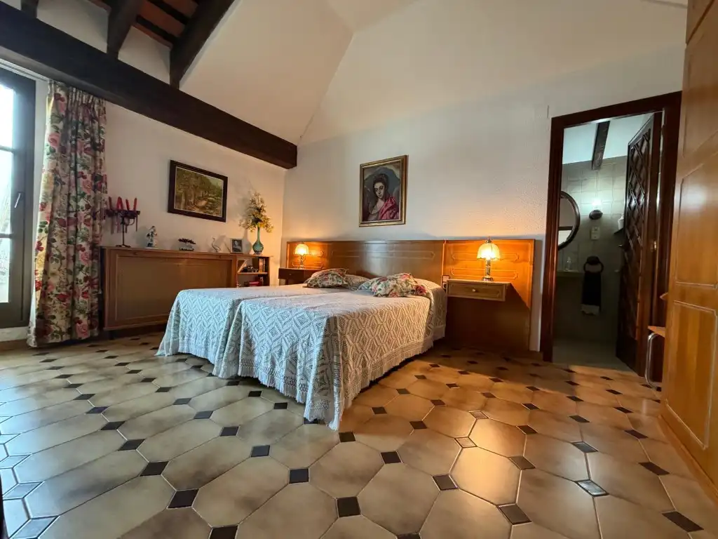 Schlafzimmer von Dachboden zum Verkauf in Segorbe