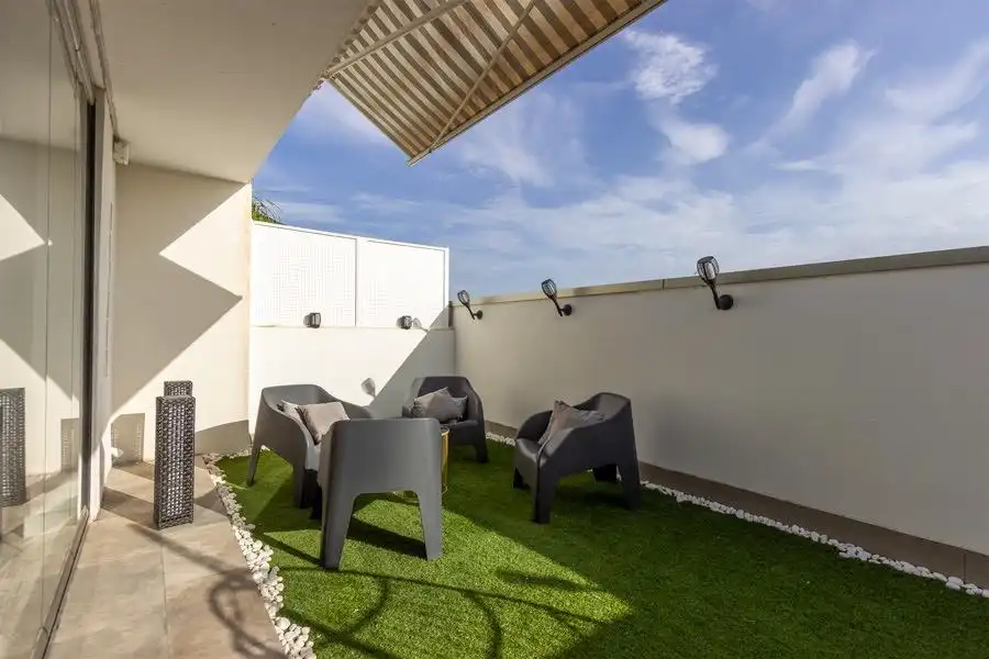 Terrace of Attic for sale in Elche / Elx  with Air Conditioner, Heating and Private garden