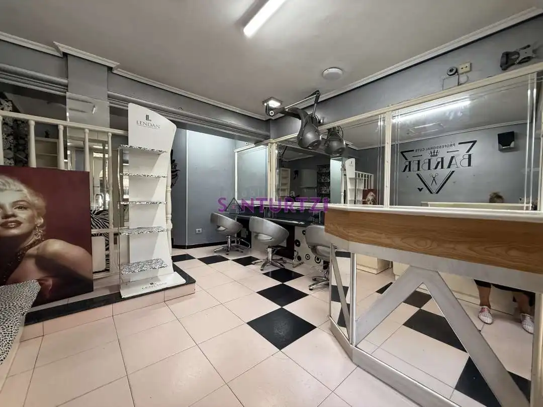 Local en venta en Santurtzi 