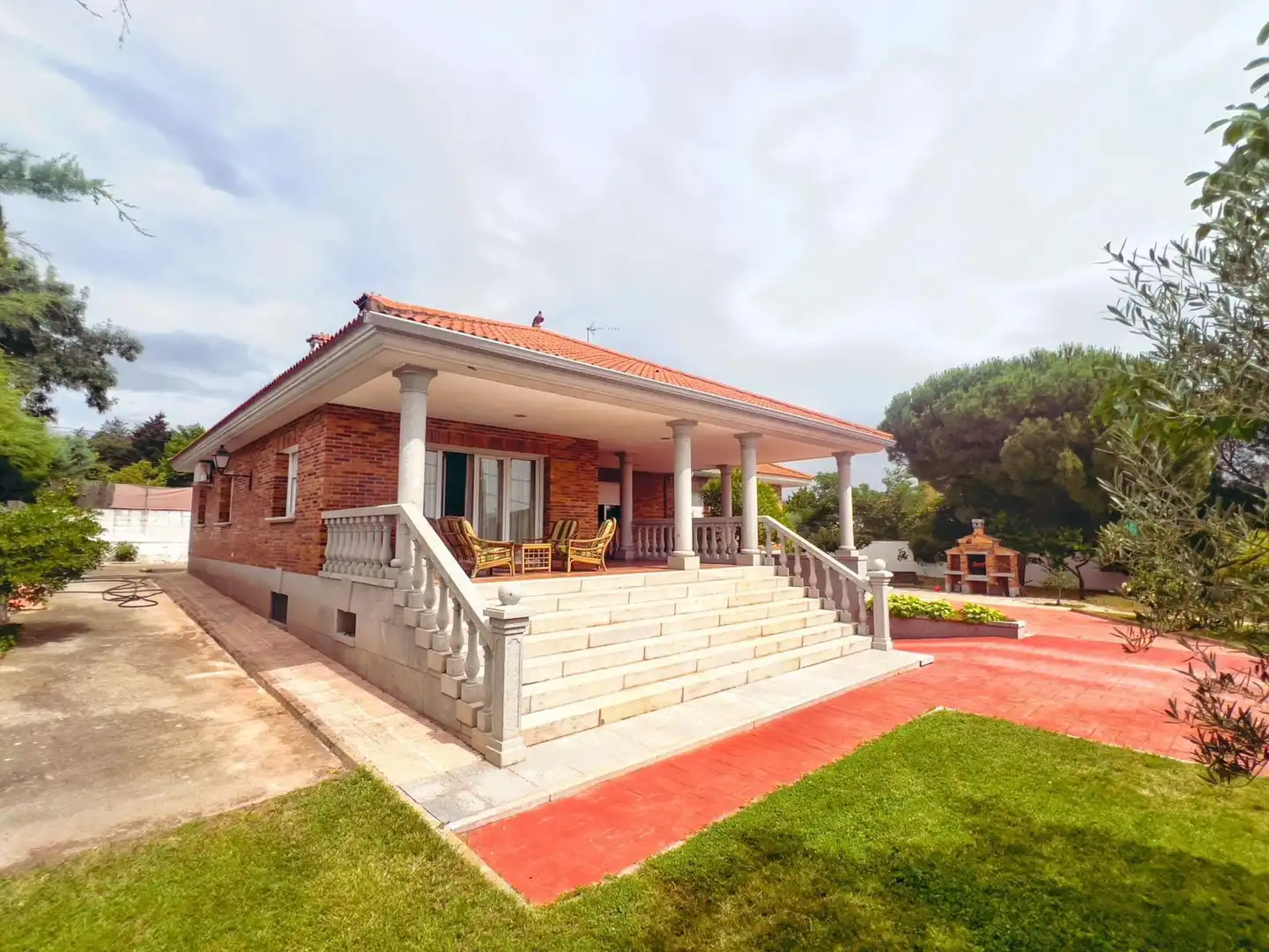 Houses for sale in Paseo de la Cañada, 21, El Guijo - Colonia España