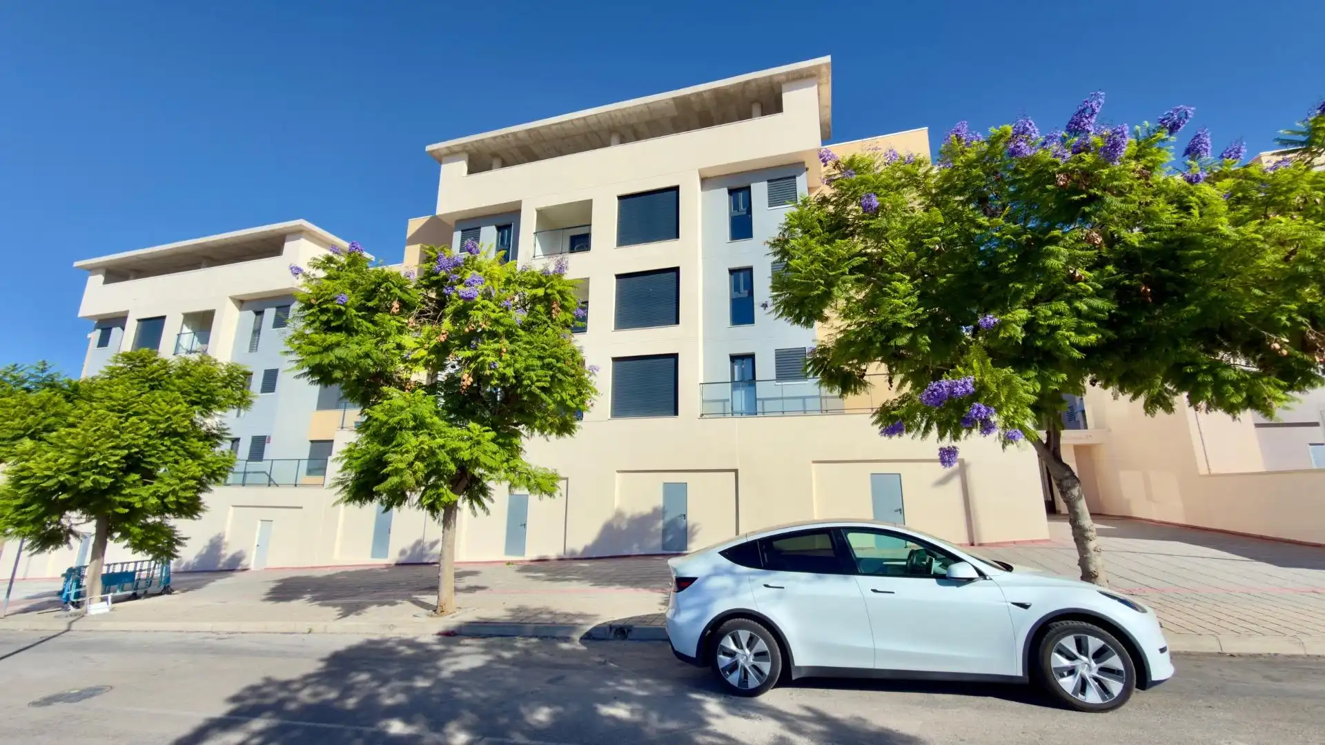 Vista exterior de Apartament en venda en Finestrat amb Aire condicionat, Calefacció i Jardí privat