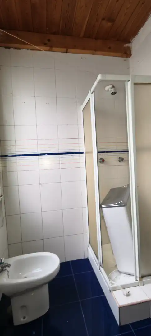 Baño de Piso en venta en Avilés con Calefacción y Parquet