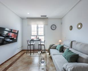 Living room of Study to rent in  Madrid Capital  with Air Conditioner, Heating and Oven