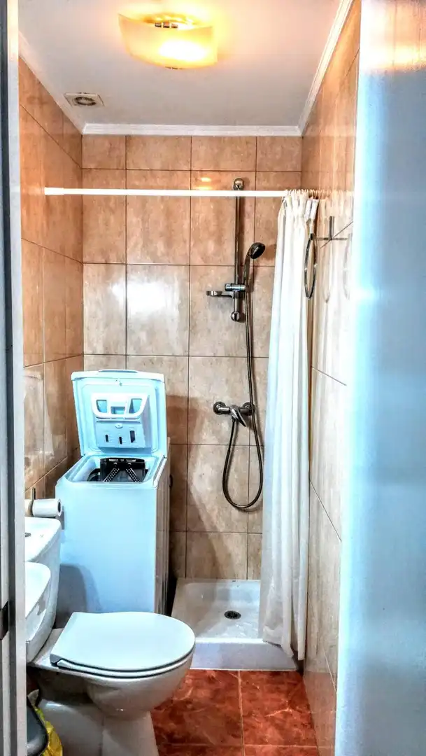 Badezimmer von Wohnungen zur Miete in San Bartolomé de Tirajana mit Klimaanlage, Privatgarten und Terrasse