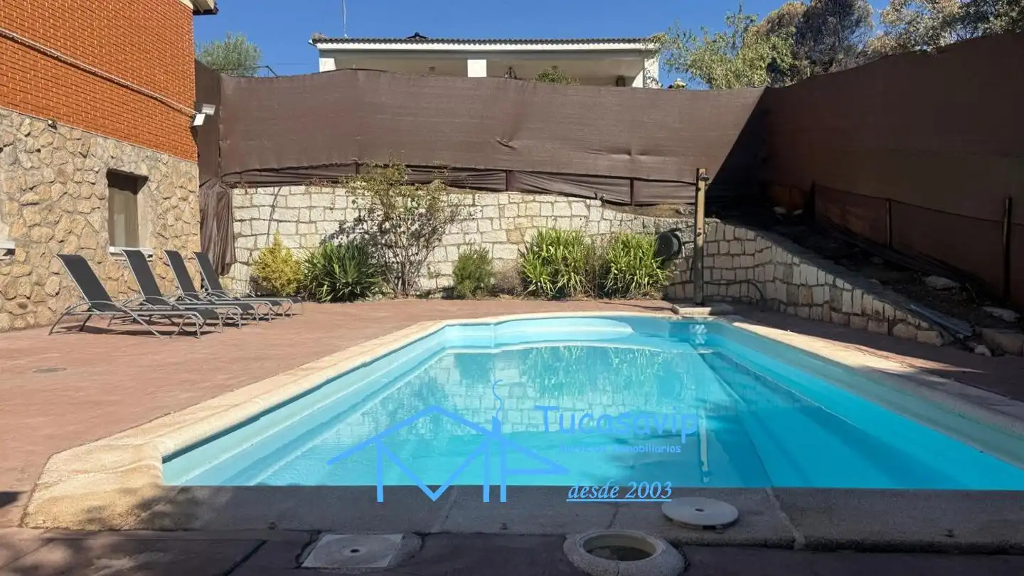 Casa con piscina in vendita a El Tiemblo, imagen 2