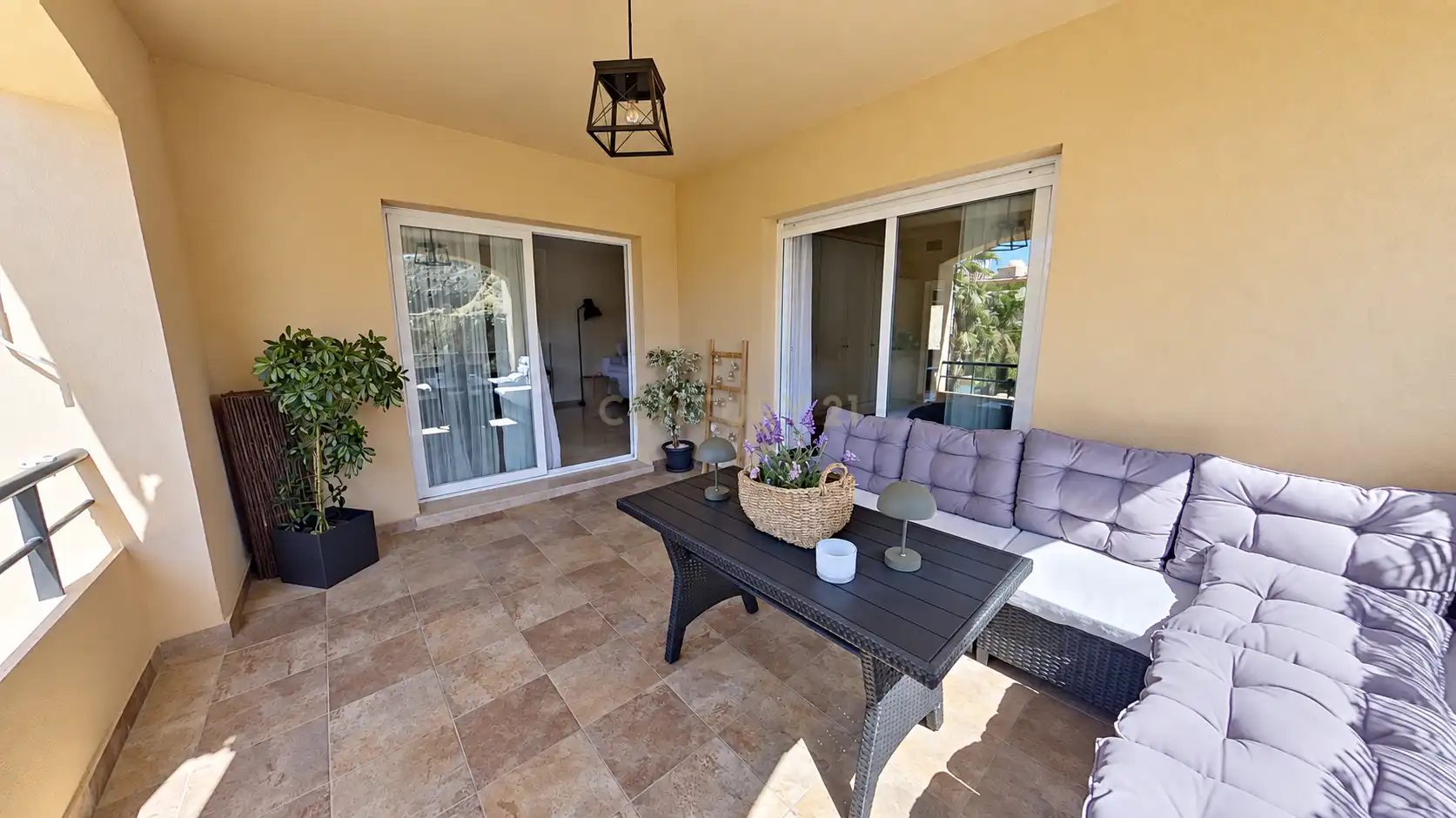 Flat with pool for sale in Calahonda, imagen 3