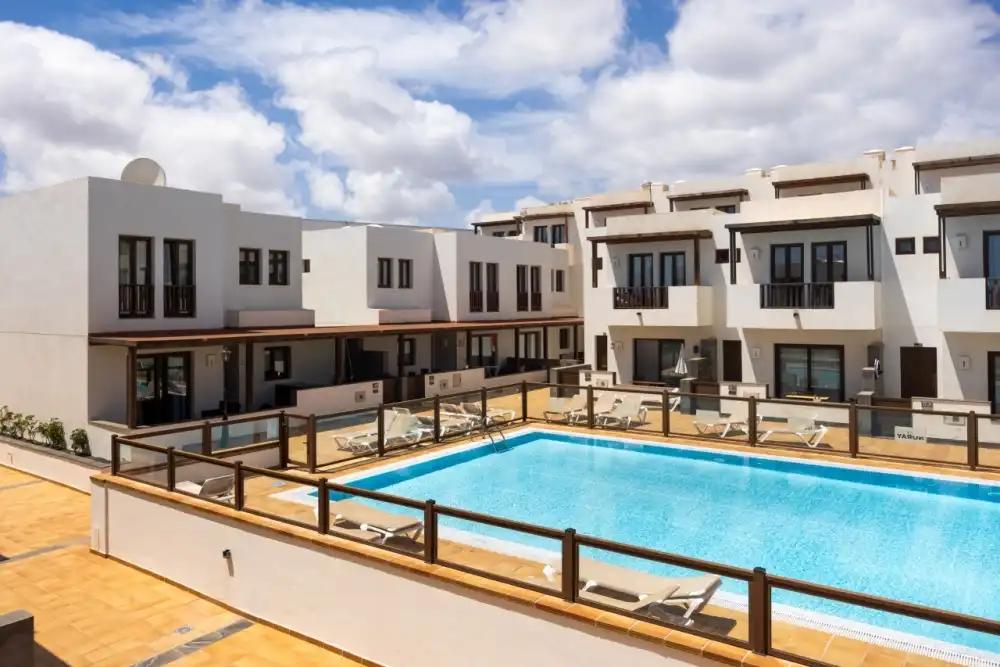 Piscina de Casa o xalet en venda en Yaiza amb Terrassa