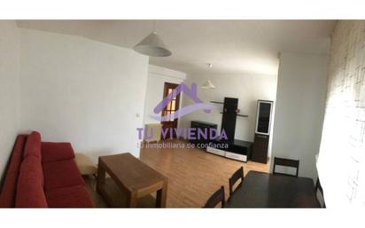 Living room of Flat to rent in Valladolid Capital  with Heating, Storage room and Furnished