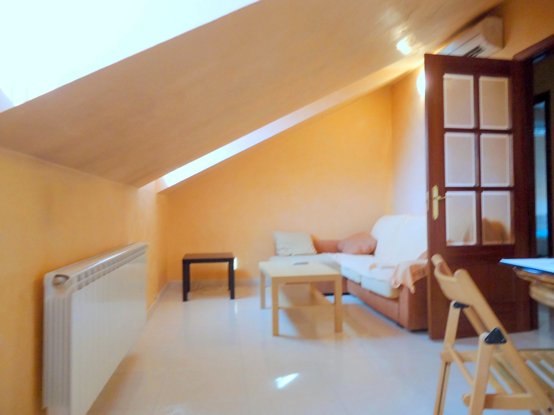 Bedroom of Flat for sale in Fuenlabrada  with Air Conditioner, Heating and Balcony