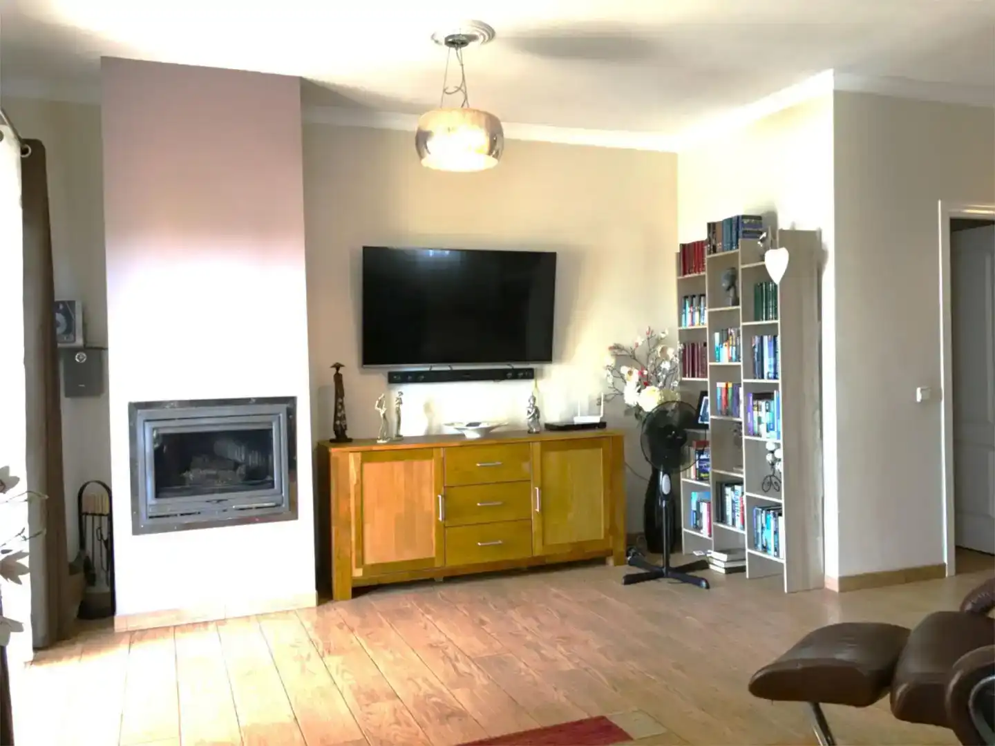 Sala de estar de Casa adosada en venta en La Alcaidesa con Aire acondicionado, Piscina y Balcón